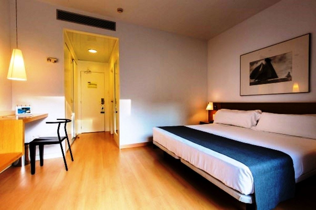 rooms-standard-room-balcony-or-terrace