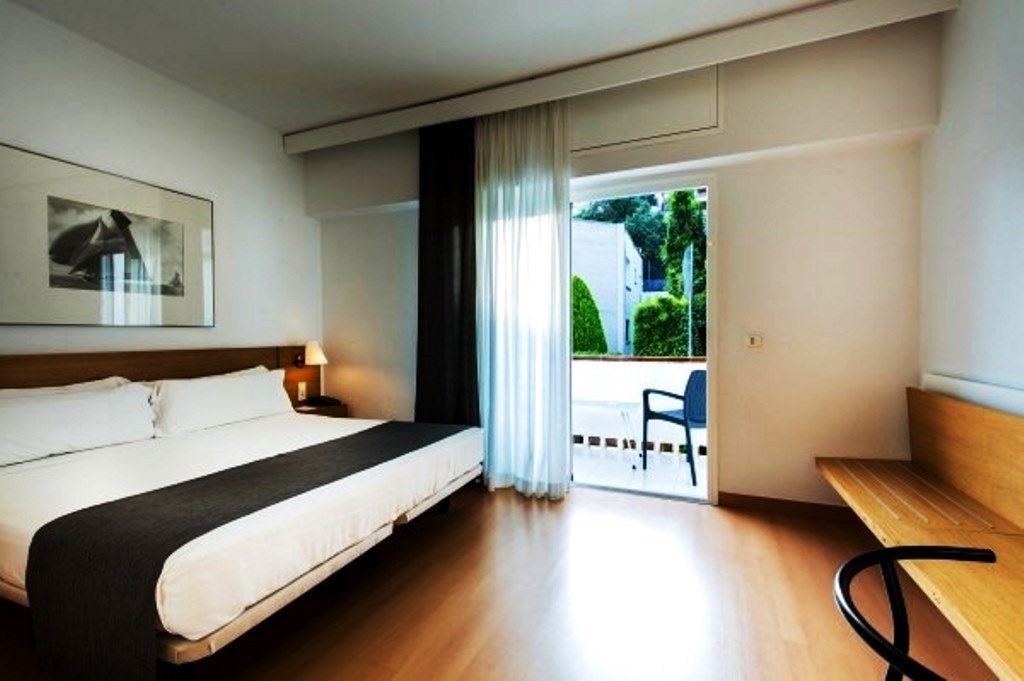 rooms-standard-room-balcony-or-terrace