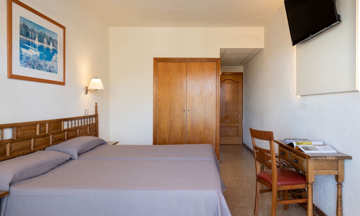 rooms-double-standard-room