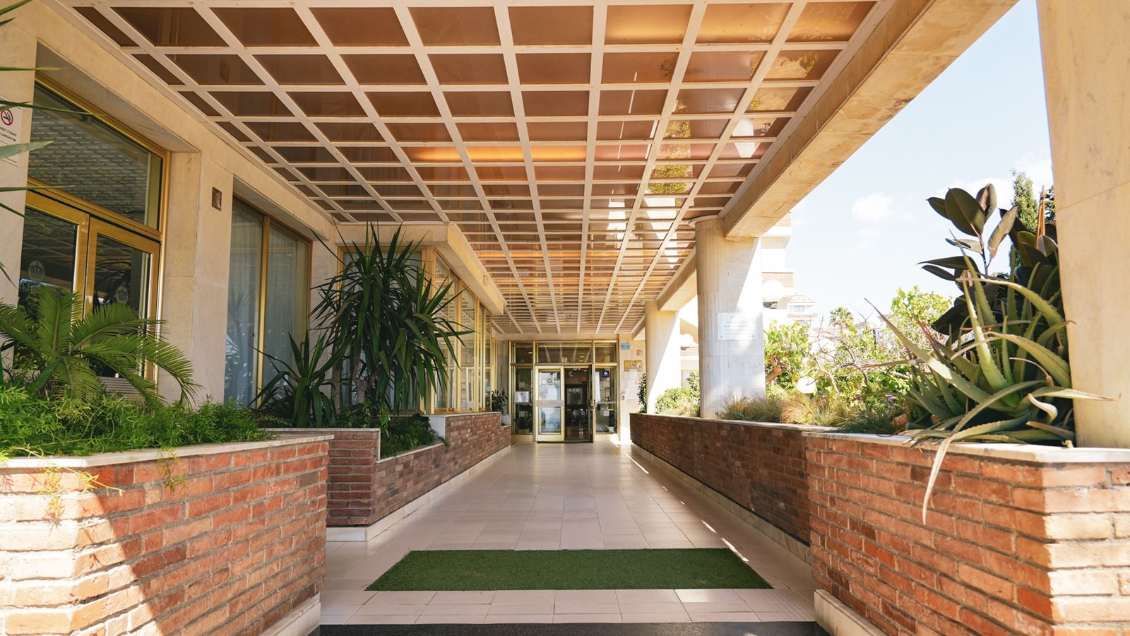 general-main-building