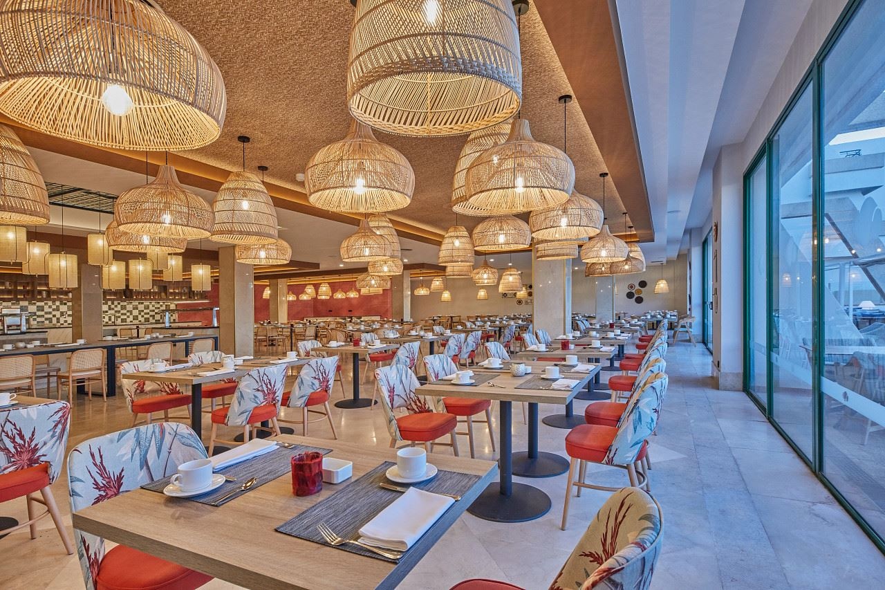 restaurants-world-café