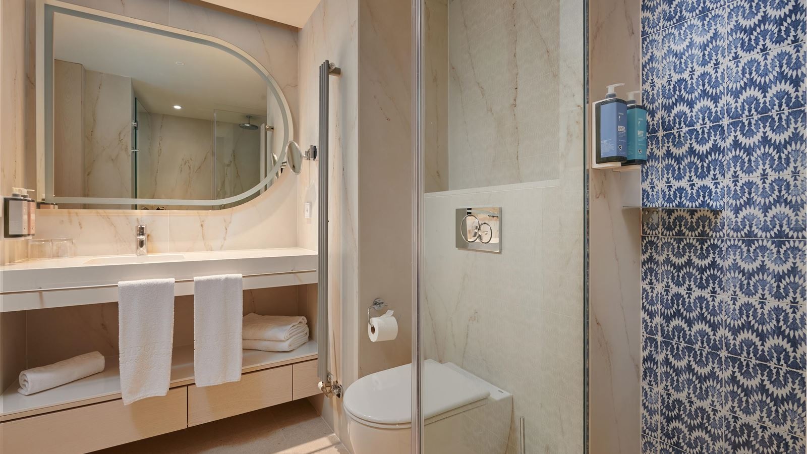 rooms-double-standard-balcony-or-terrace