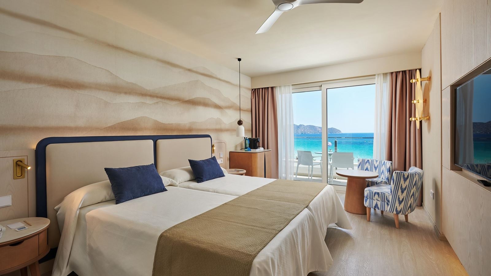 rooms-double-select-sea-view-balcony-or-terrace