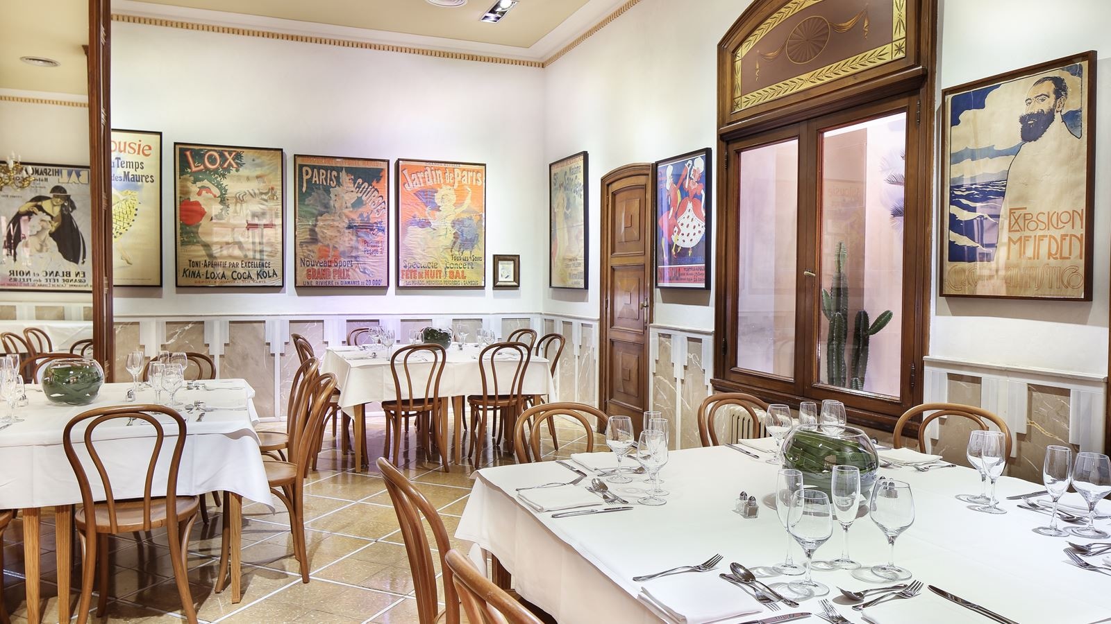 restaurants-restaurants