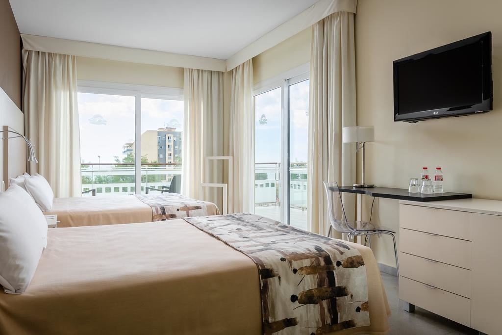 rooms-double-balcony-or-terrace