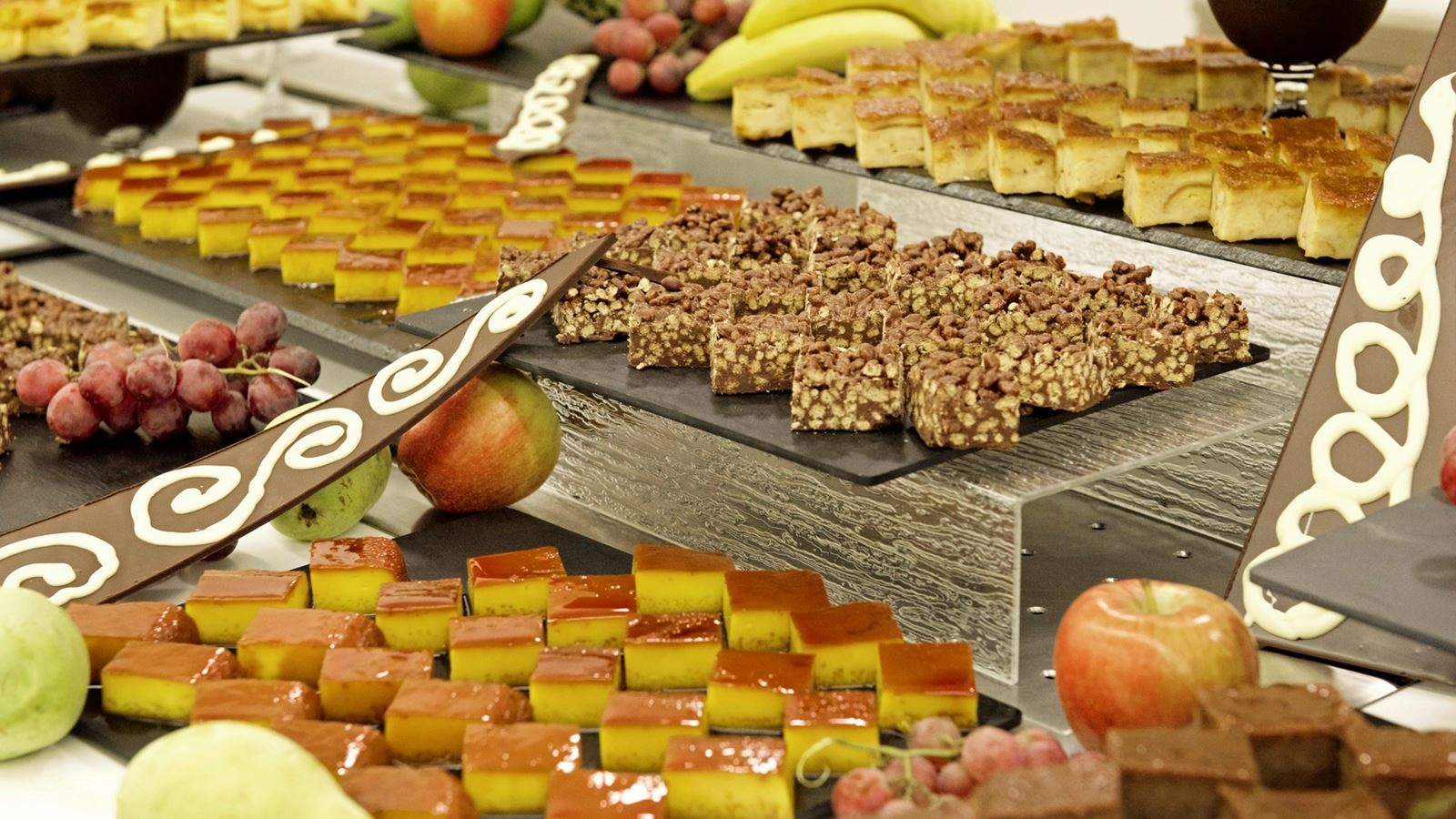 restaurants-restaurants