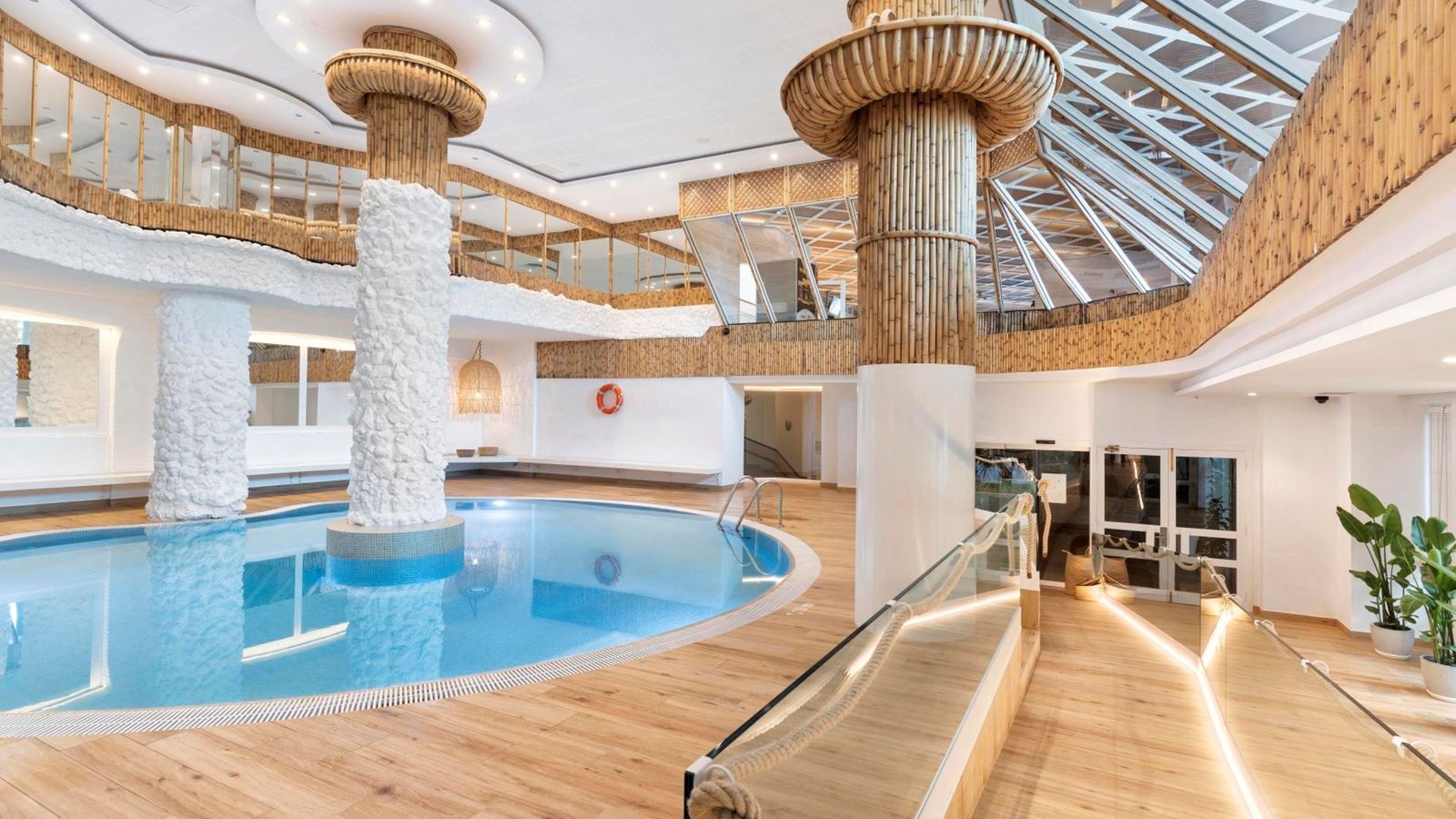 pools-indoor-pool