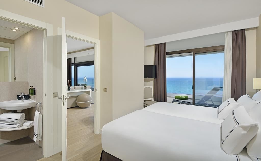 rooms-double-deluxe-sea-view-balcony-or-terrace