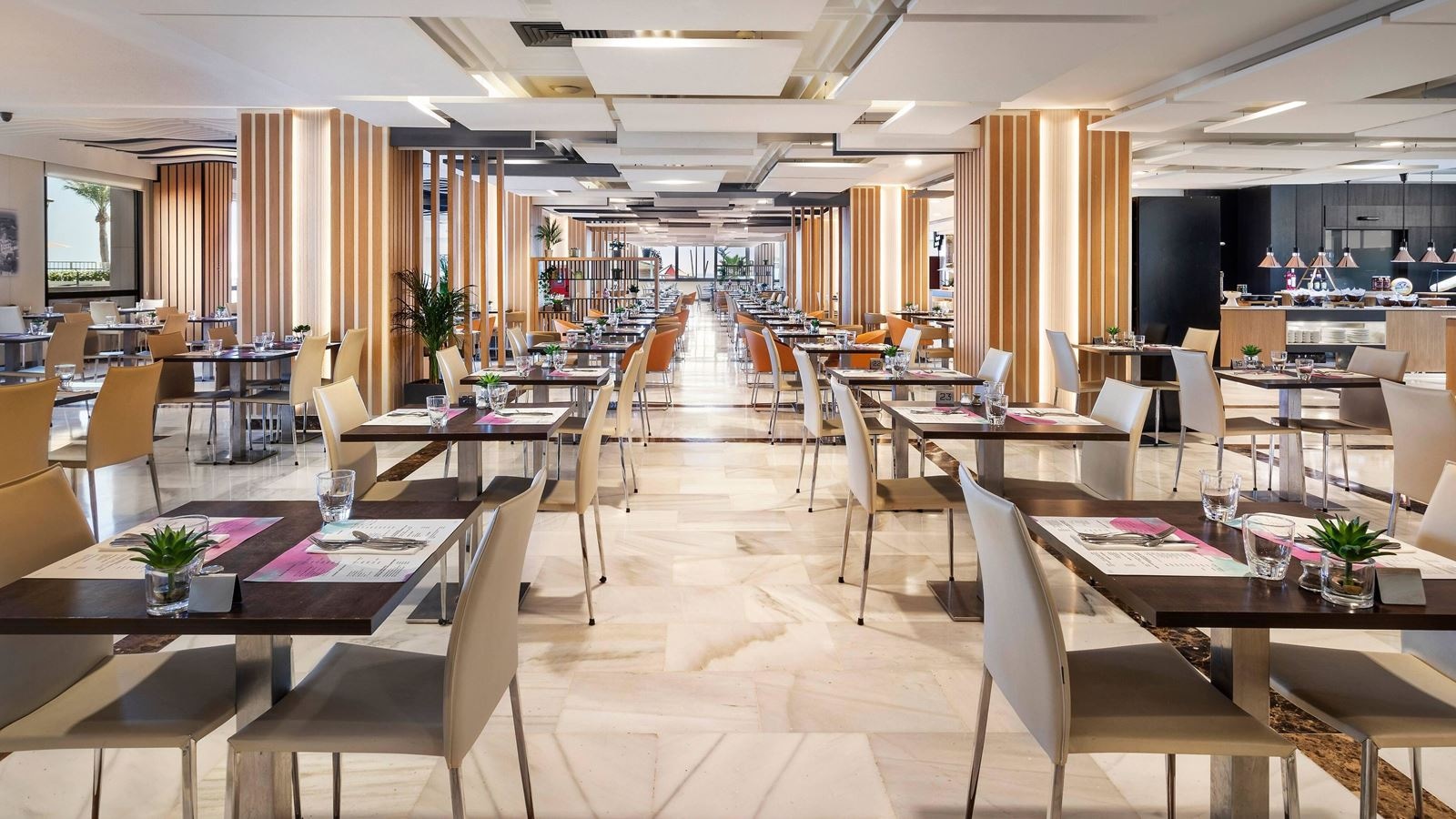 restaurants-main-restaurant