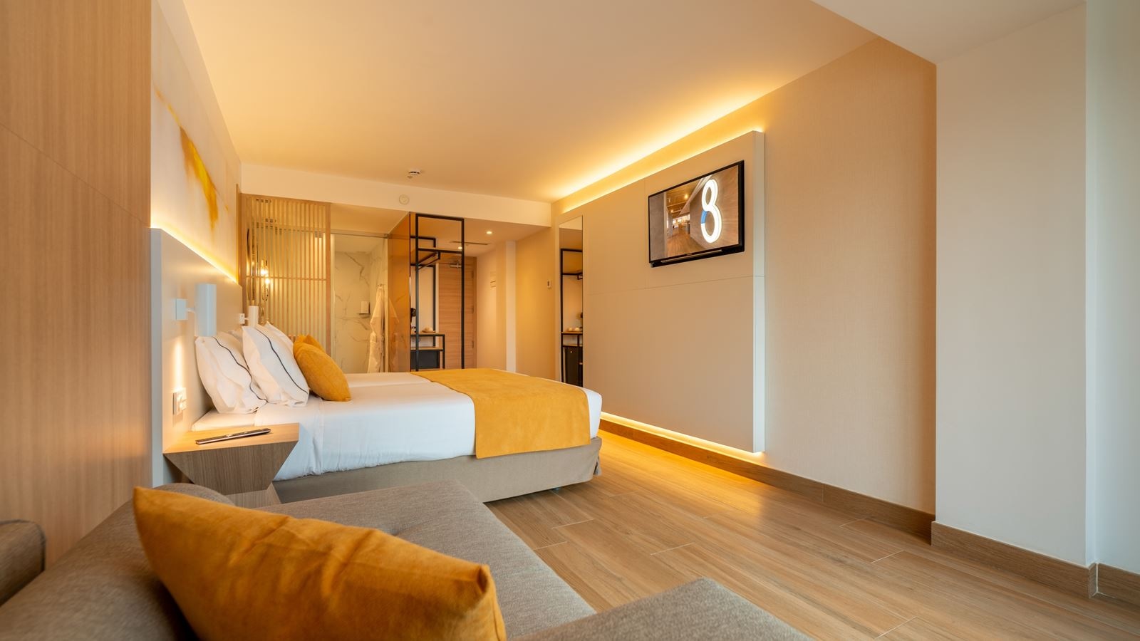 rooms-superior-room-pool-view