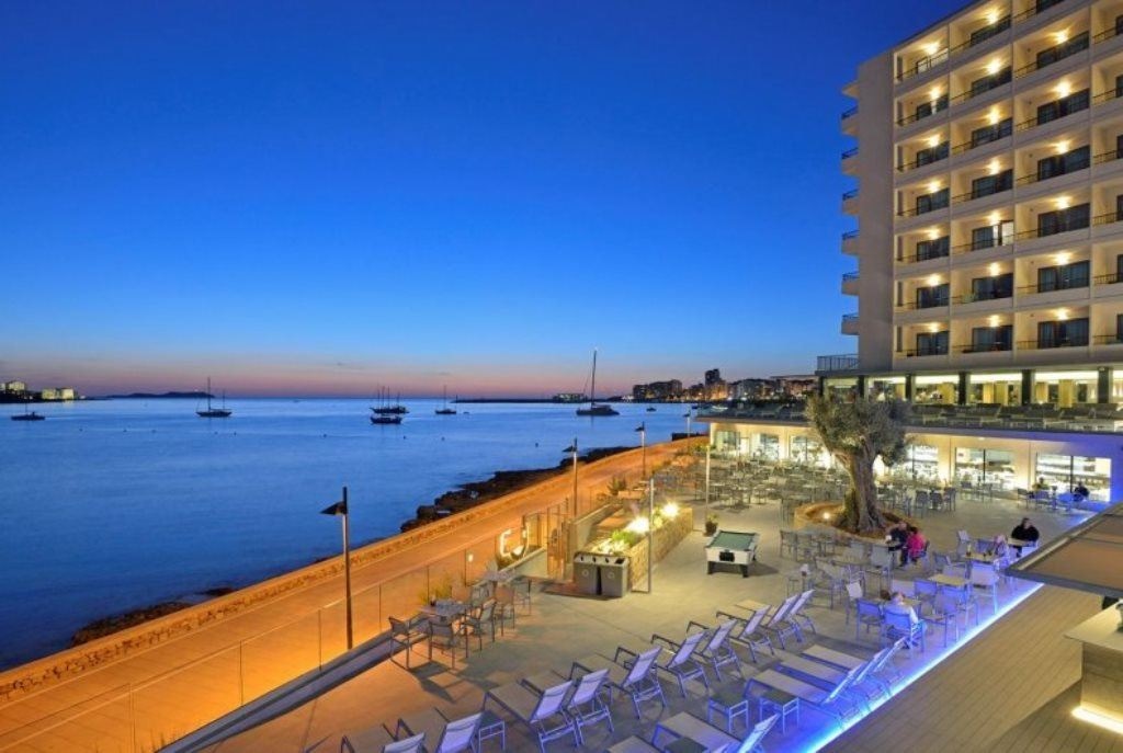 general-main-building