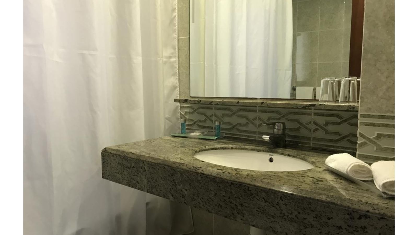 rooms-double-or-twin-capacity-3