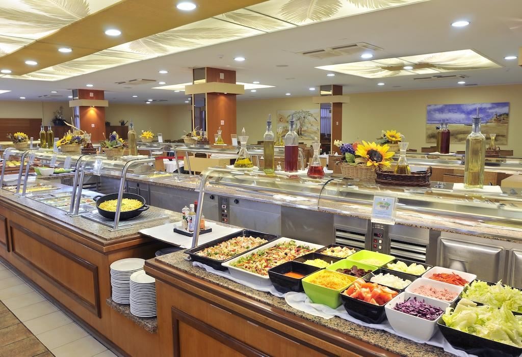 restaurants-restaurant