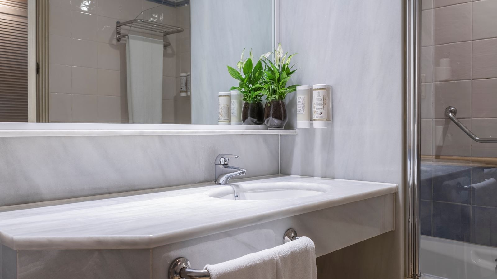 rooms-double-ssv-balcony-or-terrace