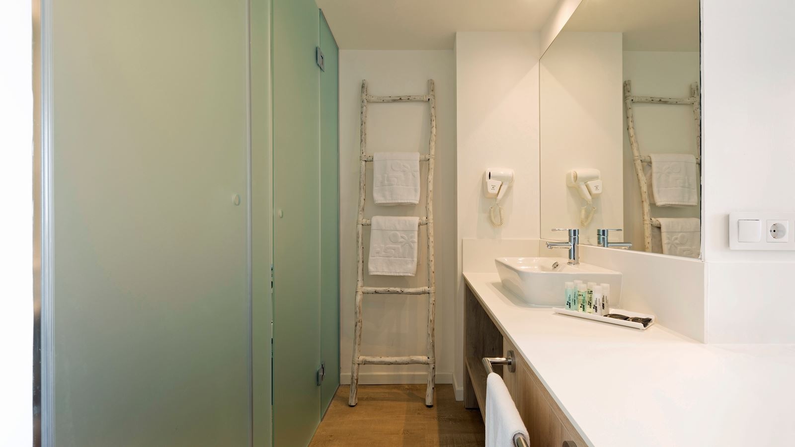 rooms-double-superior-sea-view