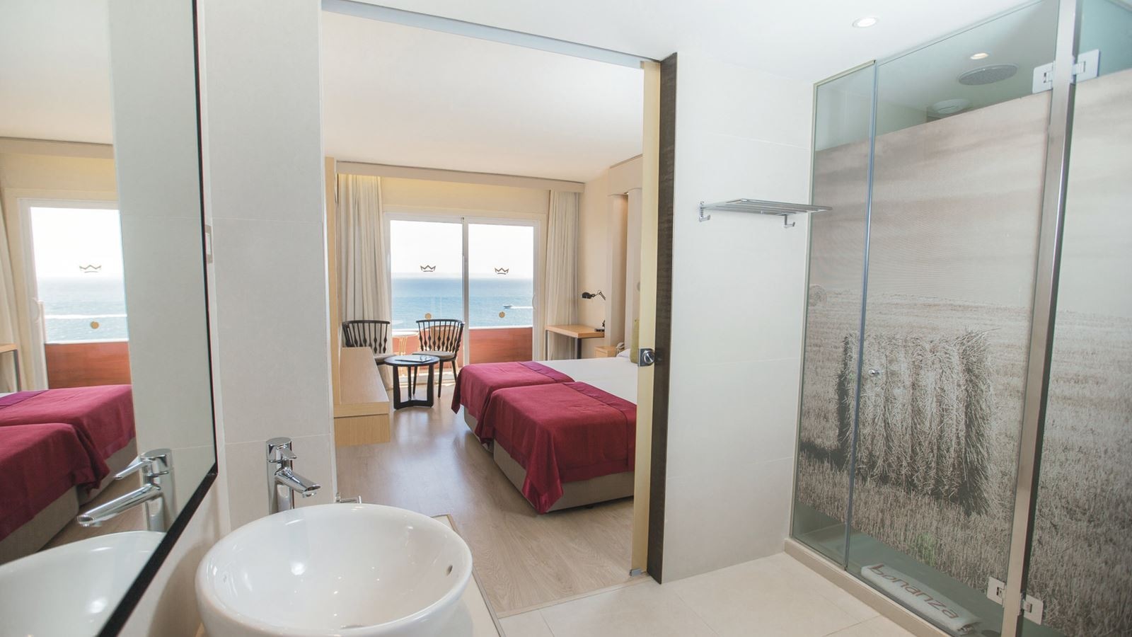 rooms-doubletwin-sea-view-balcony-or-terrace