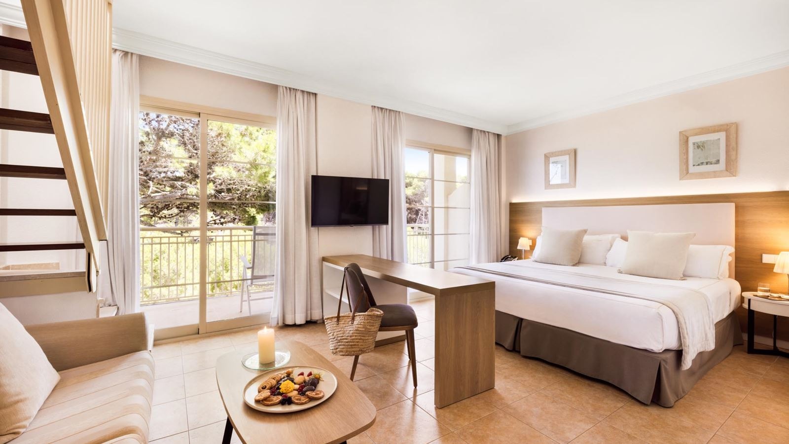 rooms-junior-suite-royal-terrace