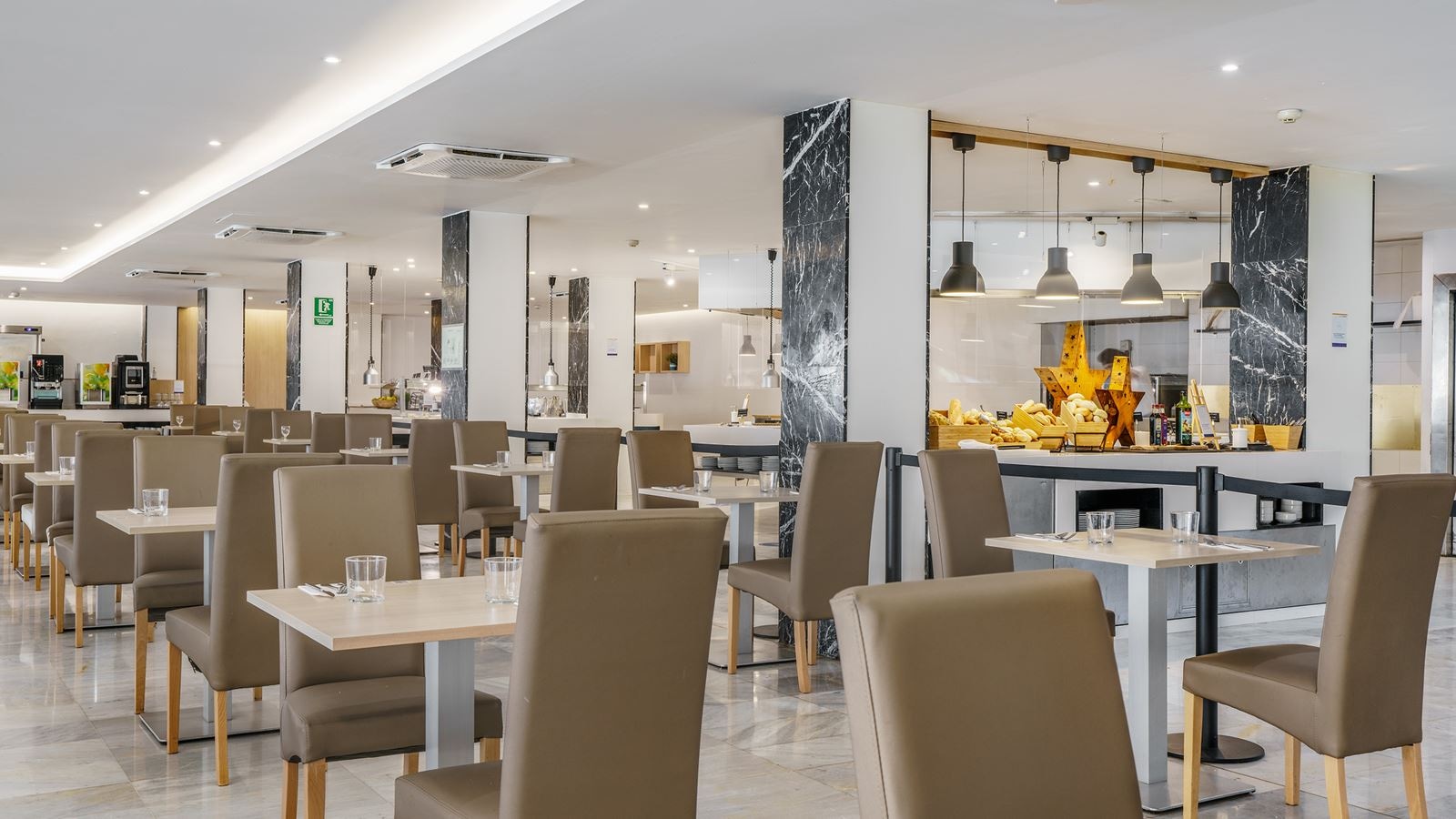 restaurants-main-building