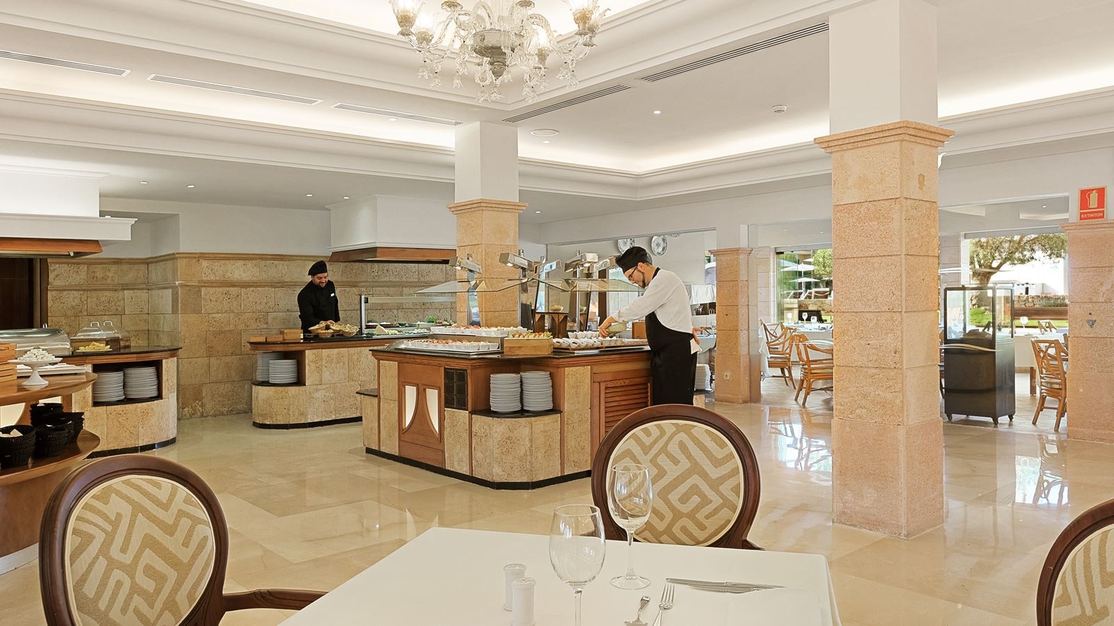 restaurants-main-restaurant