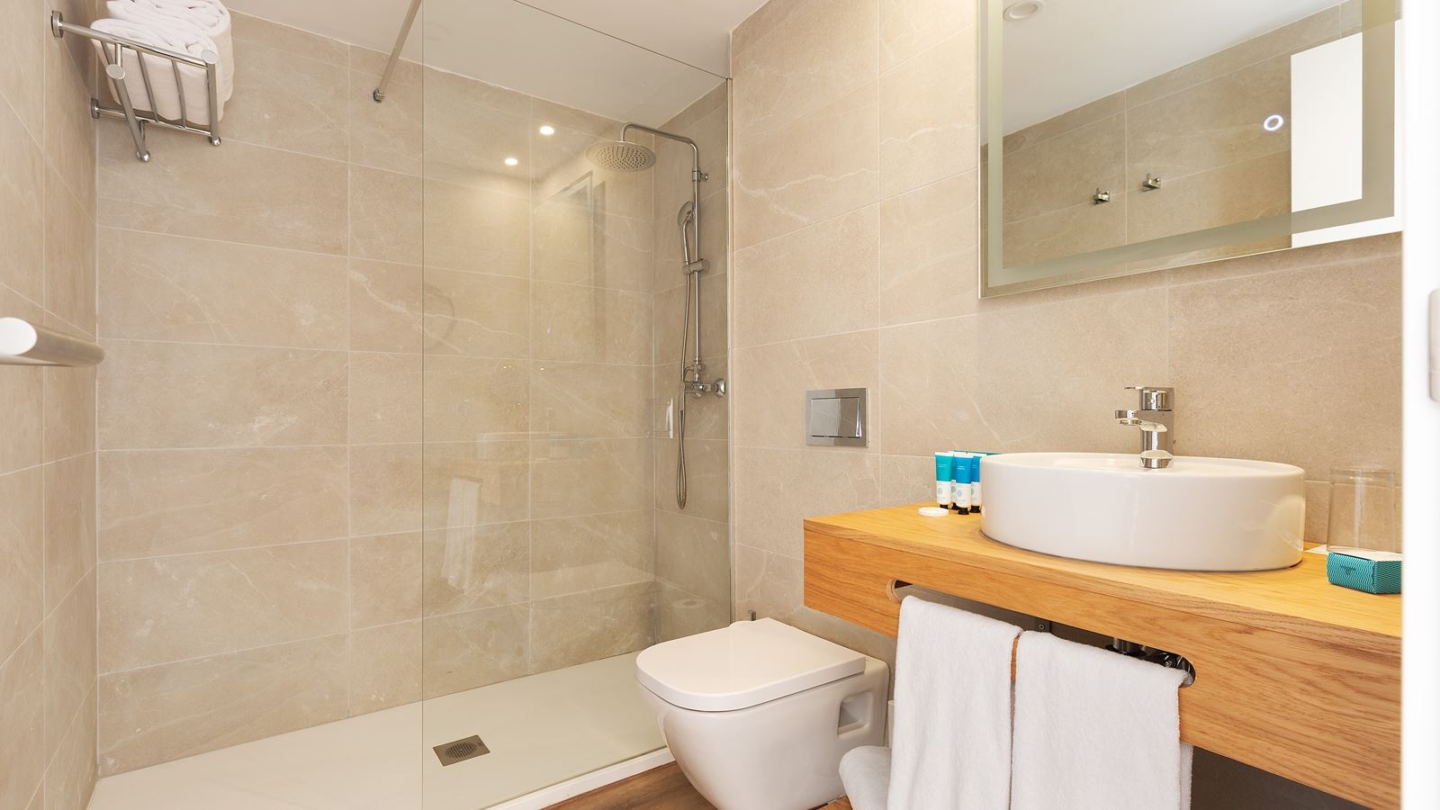 rooms-suite-1-bedroom-seaview