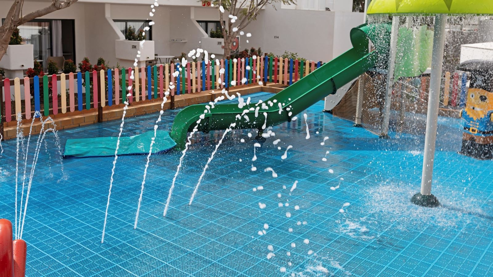 water-park-water-park