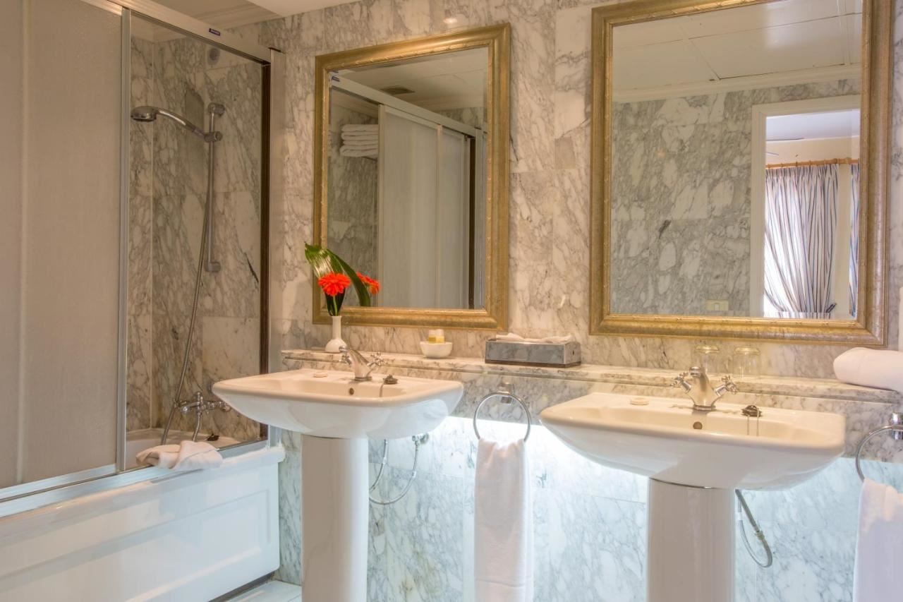 rooms-apartment-2-bedrooms