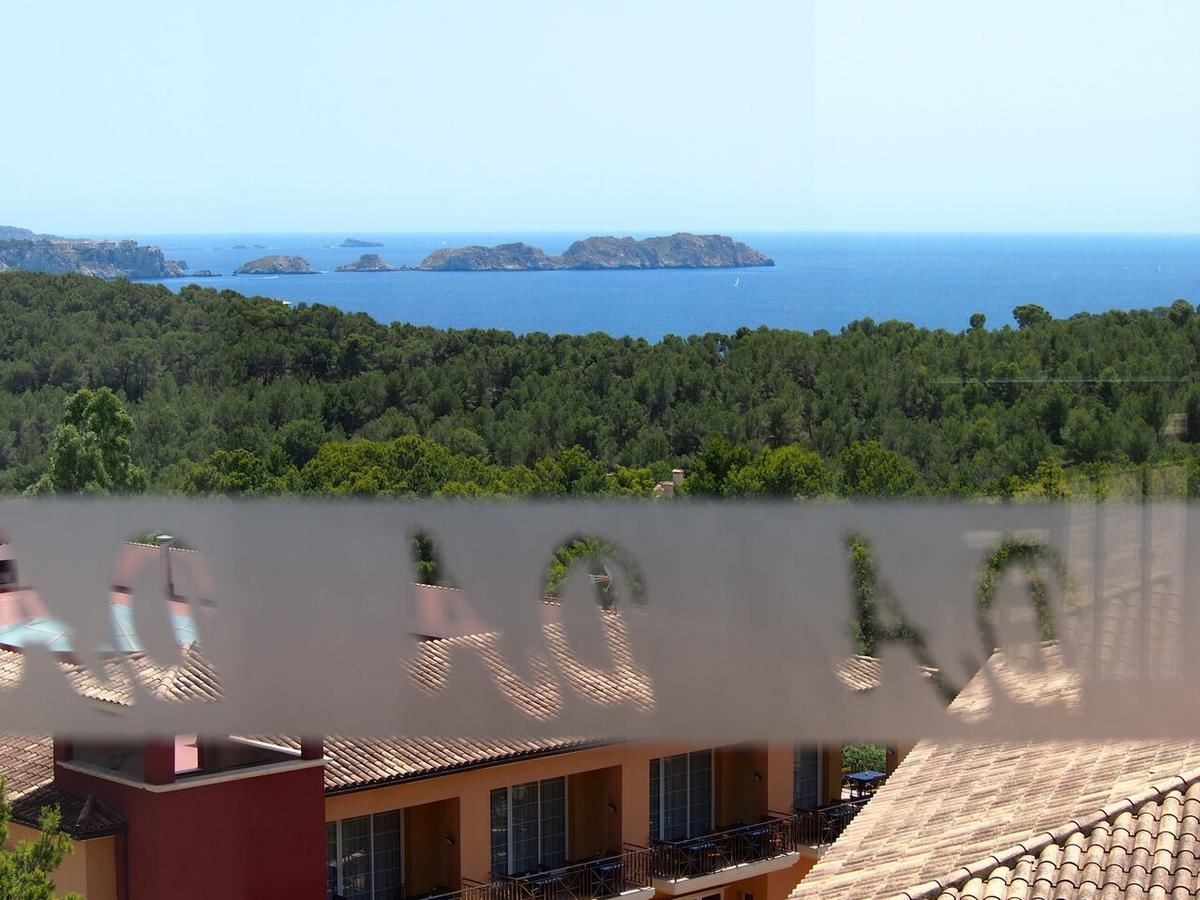 rooms-double-sea-view-balcony-or-terrace