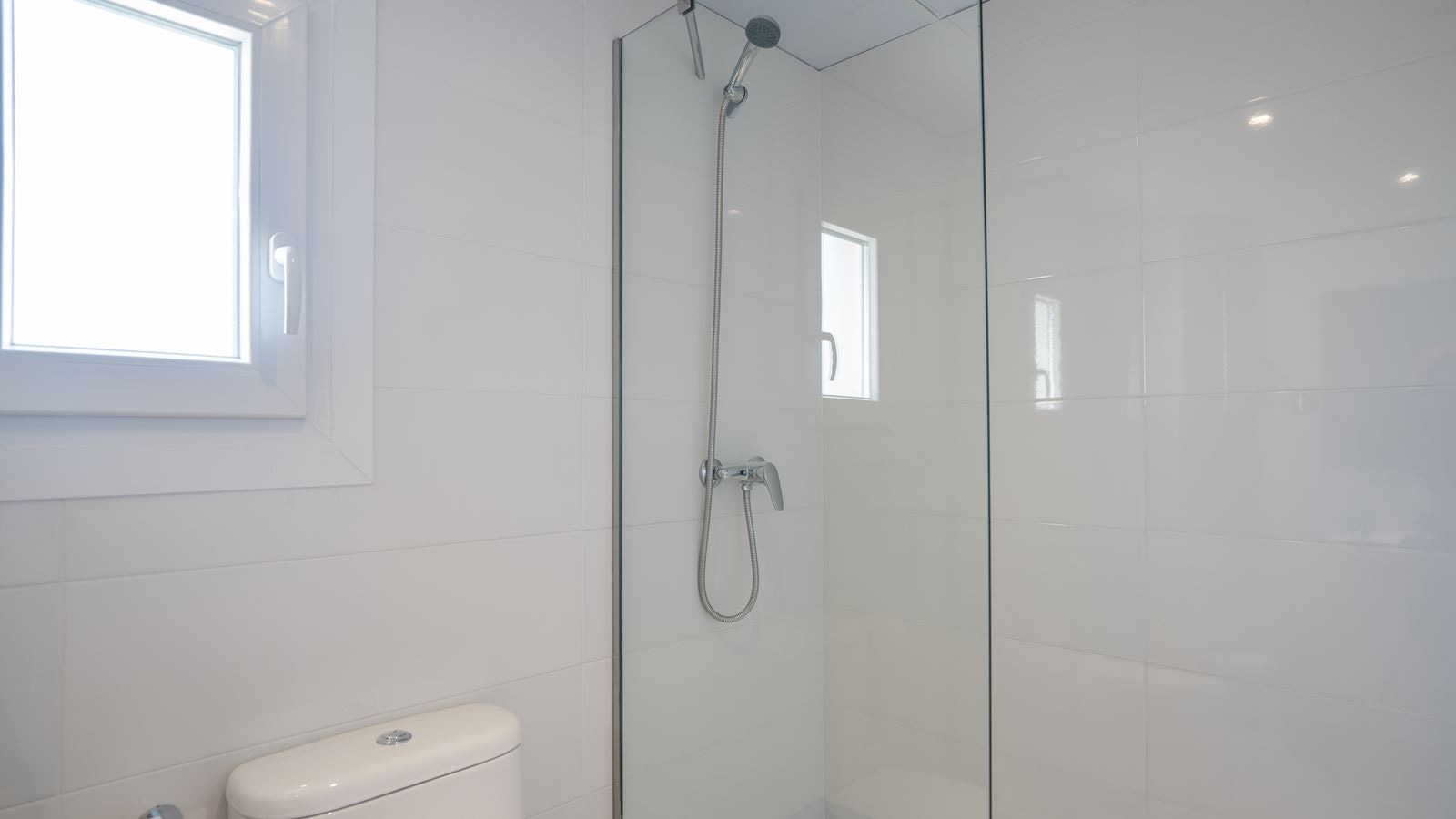 rooms-room-double-balcony