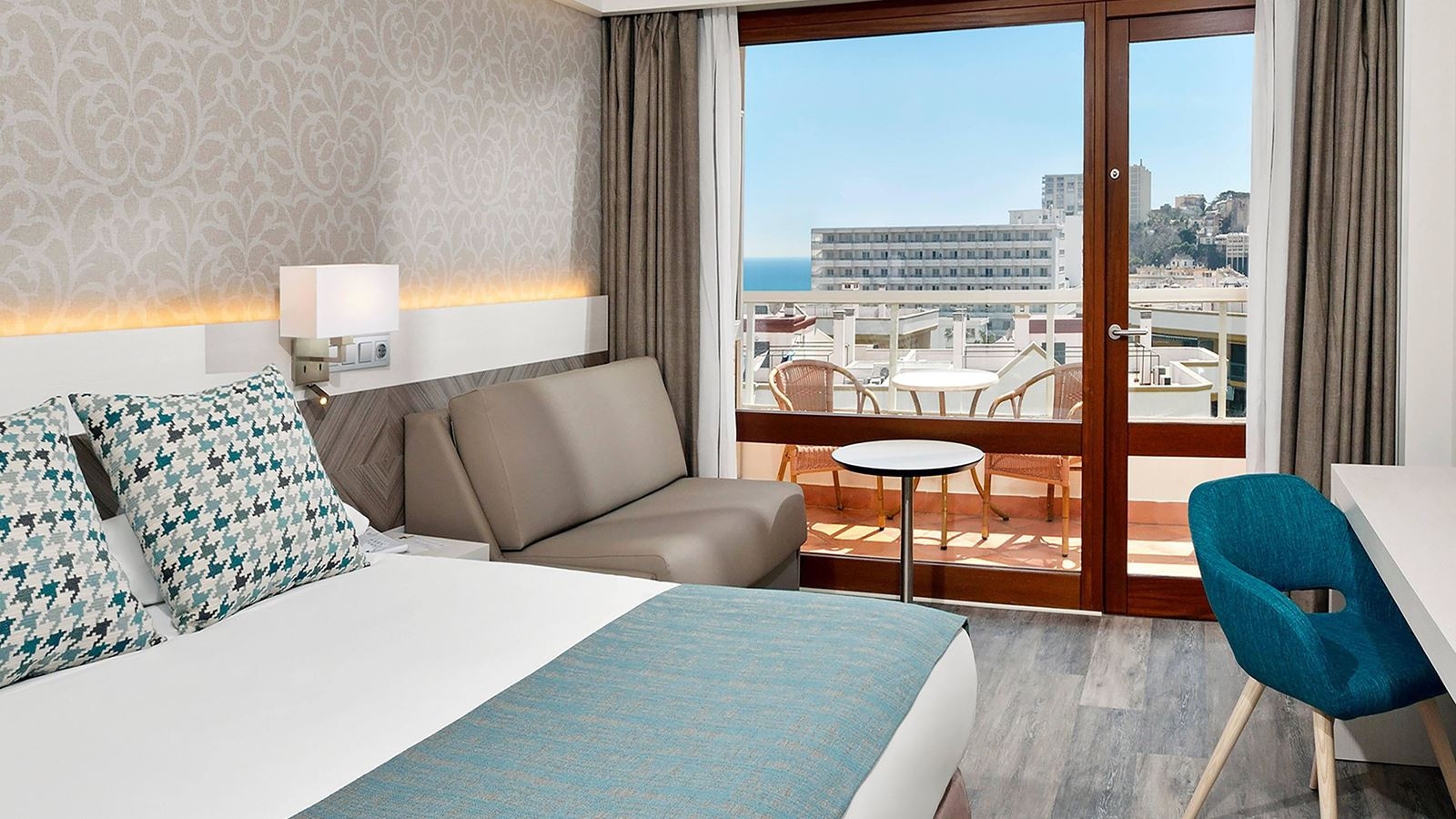 rooms-double-room-lateral-sea-view