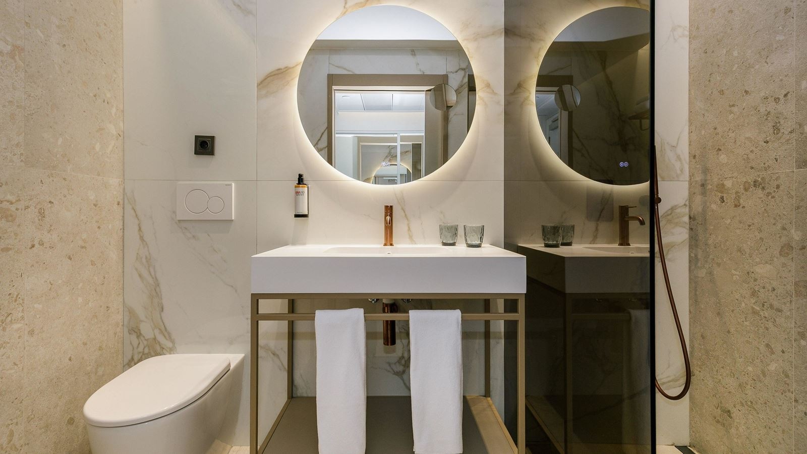 rooms-superior-lateral-sea-view