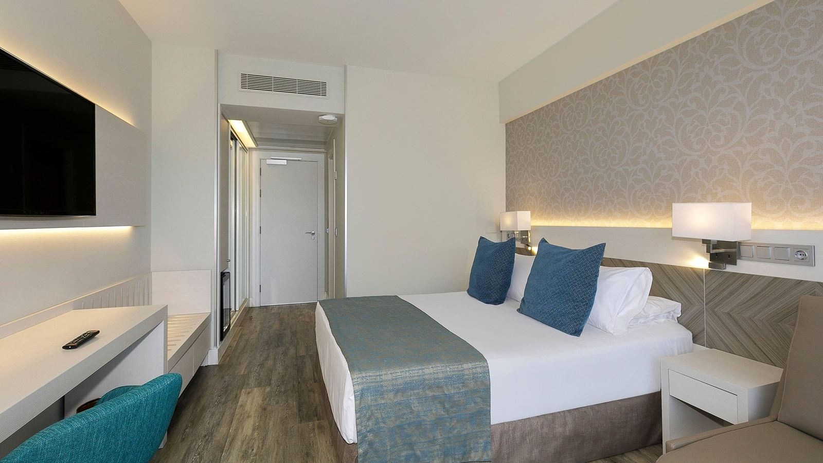 rooms-superior-lateral-sea-view