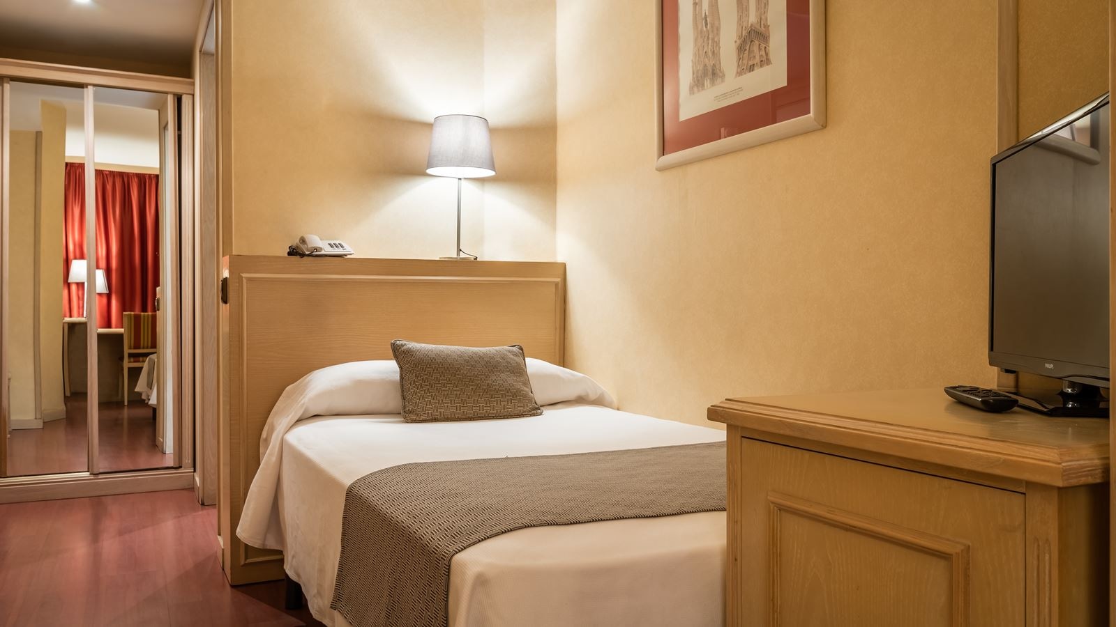 rooms-double-standard