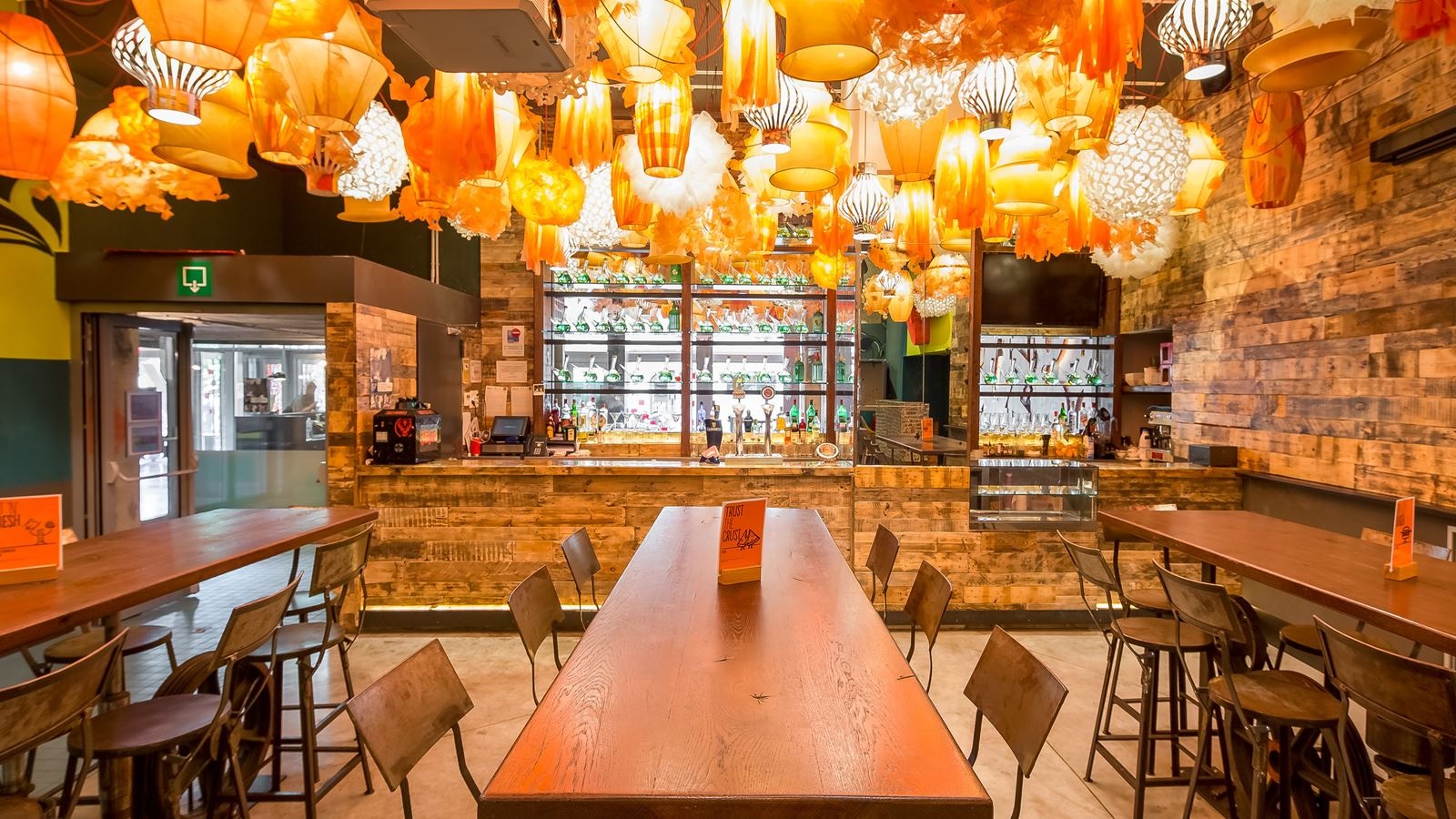 restaurants-restaurants