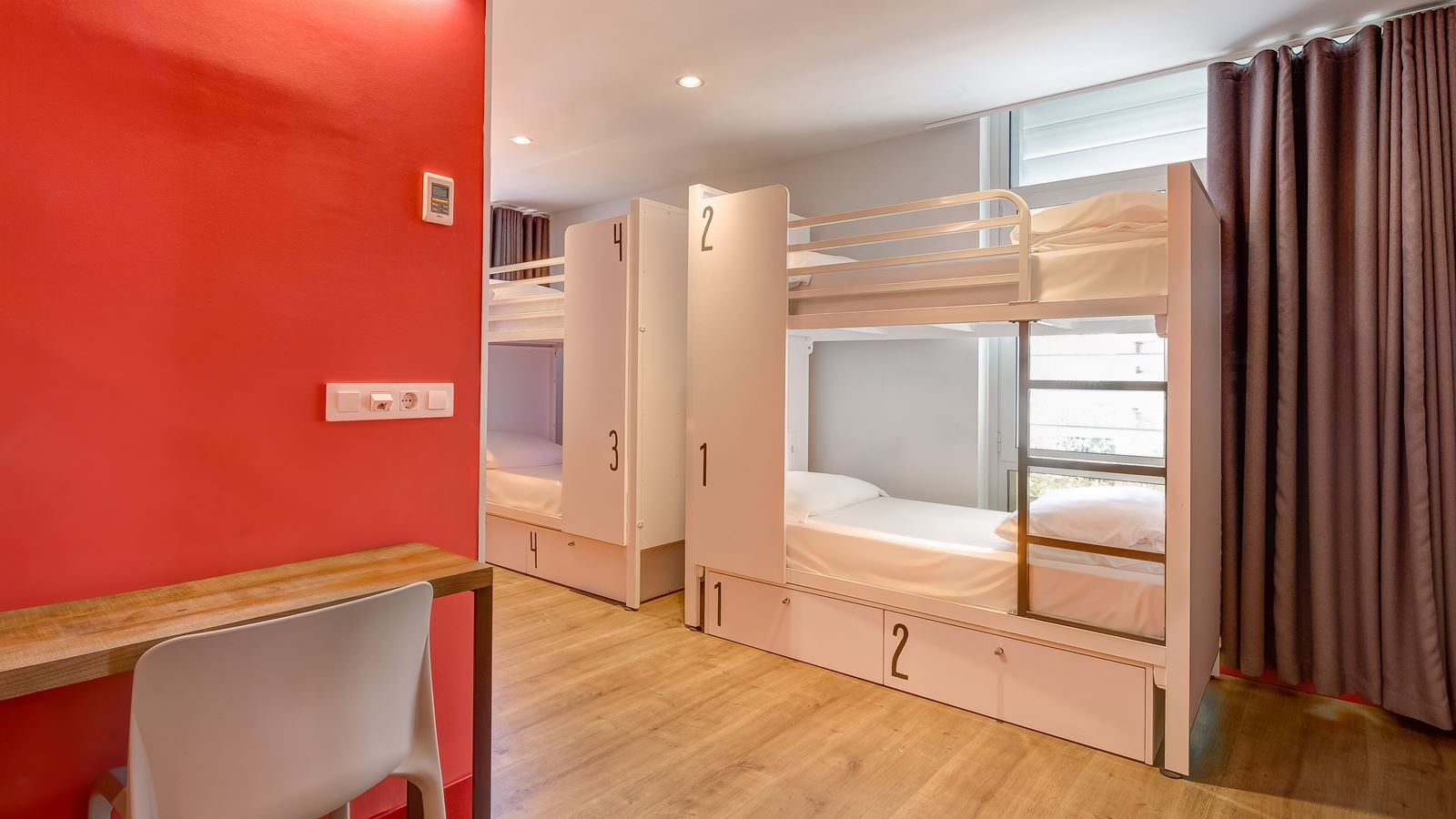 rooms-suite-with-terrace