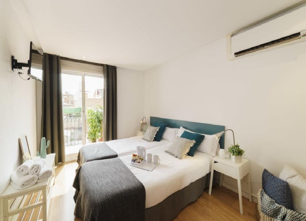 rooms-double-room-with-balcony