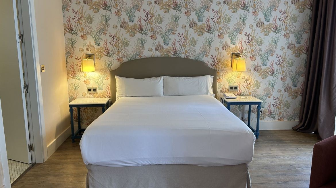 rooms-junior-suite-balcony-or-terrace