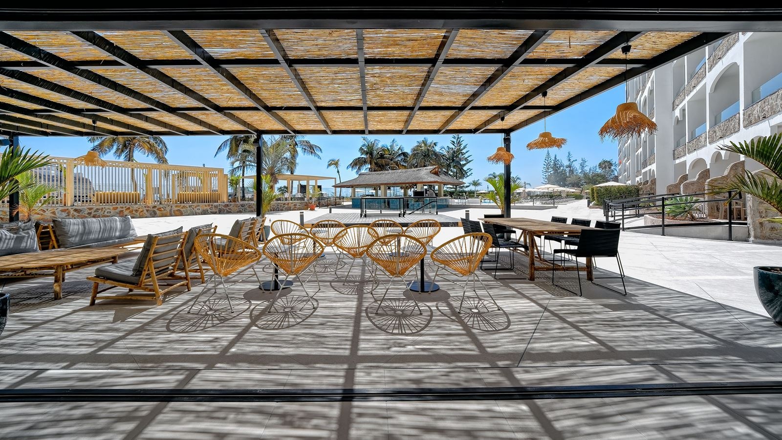 bars-mogan-lounge-bar