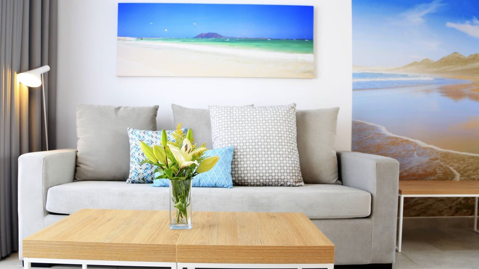 rooms-deluxe-room-balcony-or-terrace