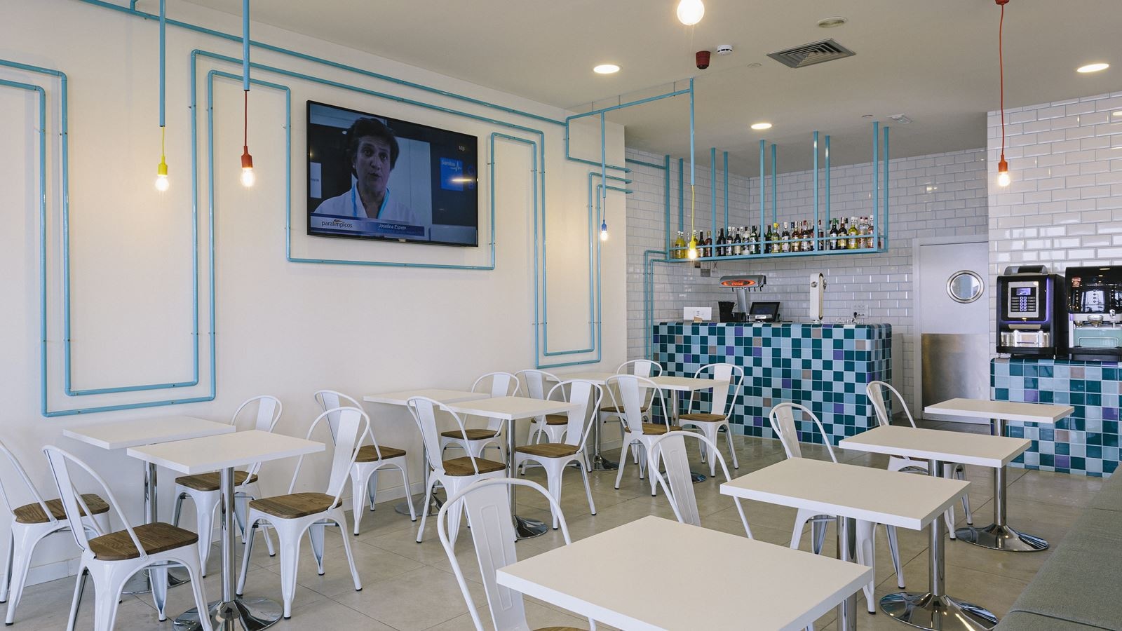 bars-kentia-pool-bar