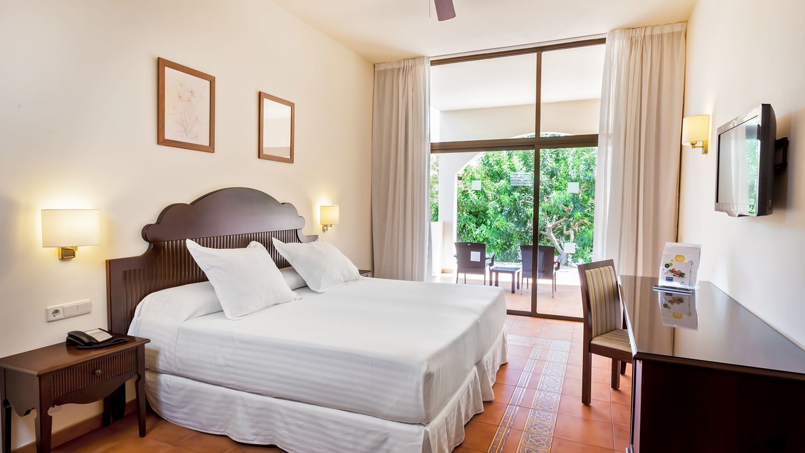 rooms-double-standard-room