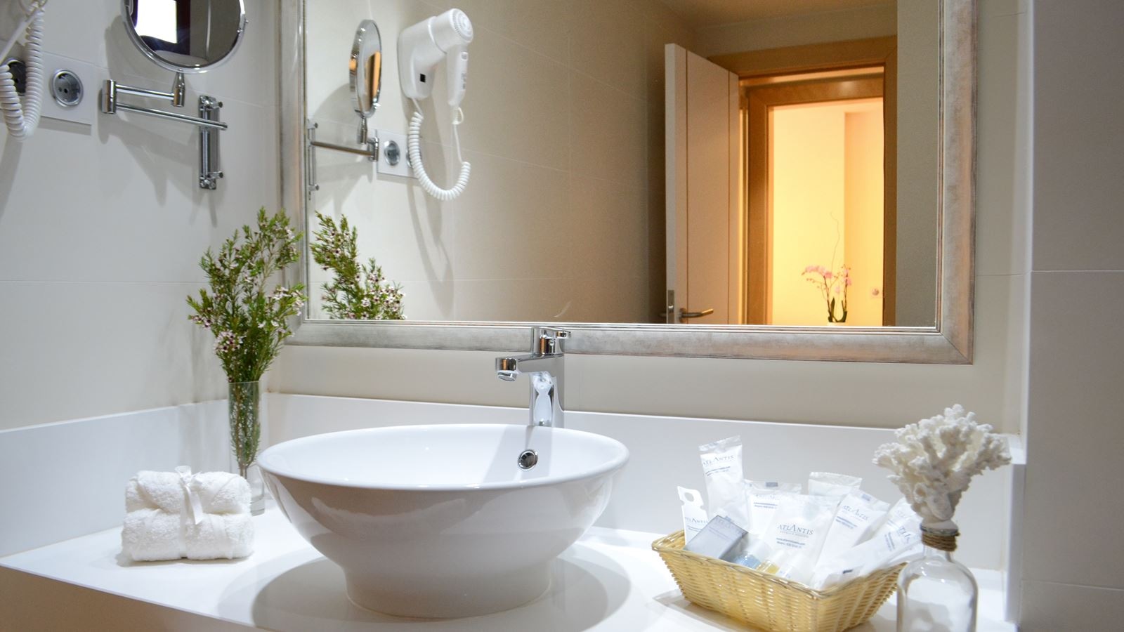 rooms-my-favorite-club-junior-suite-balcony-or-terrace