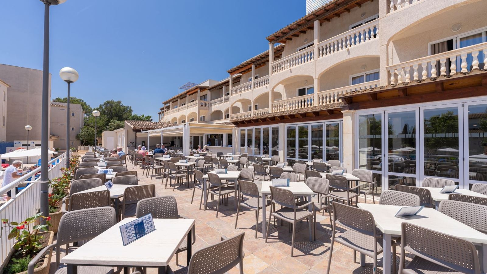 restaurants-buffet-restaurant