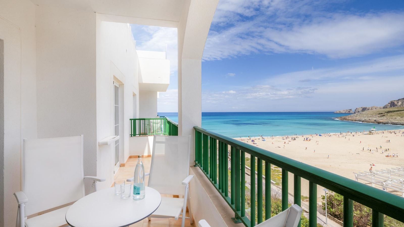 rooms-apt-1-bedroom-royal-terrace-sea-view