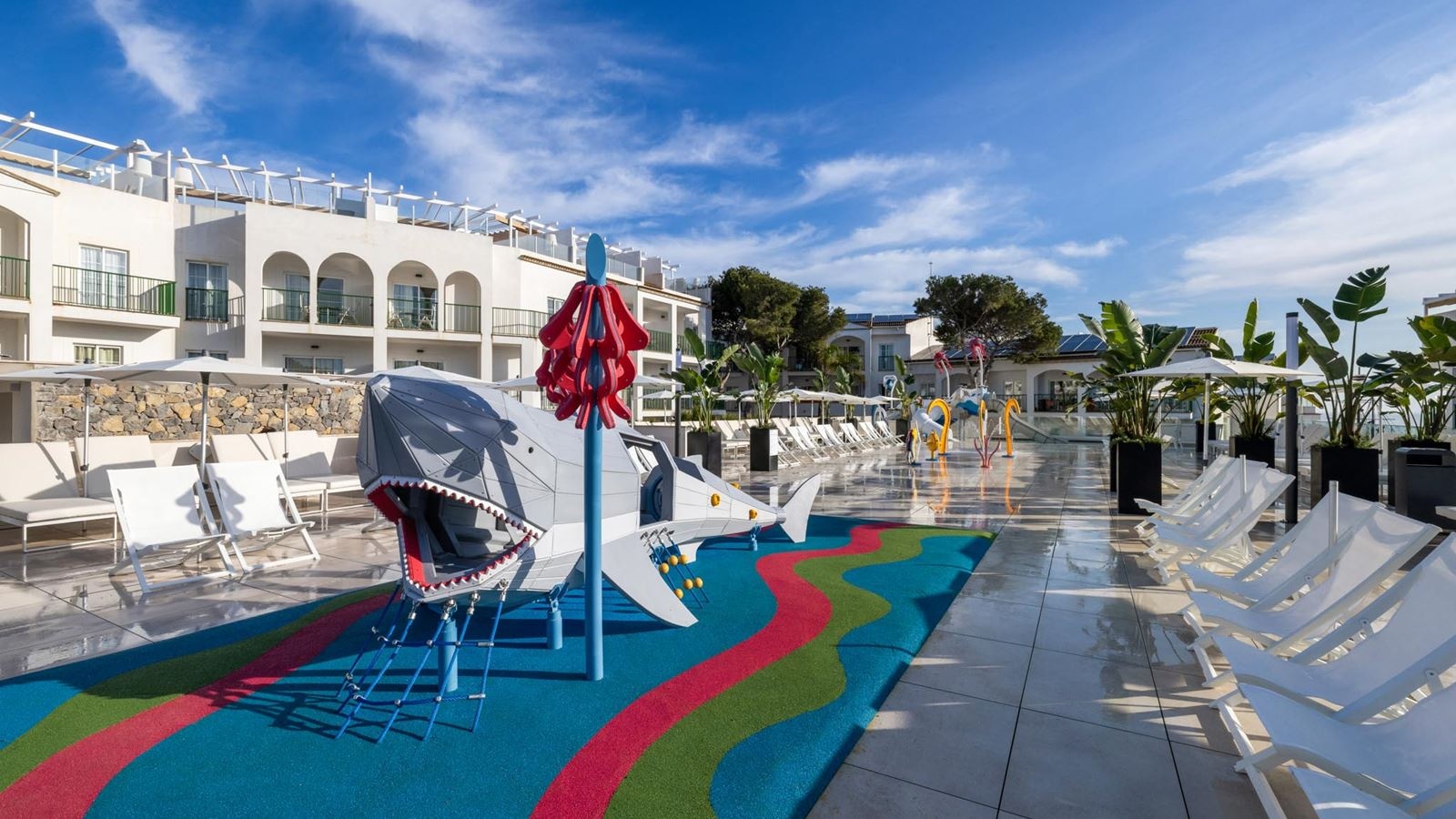 pools-outdoor-childrens-pool