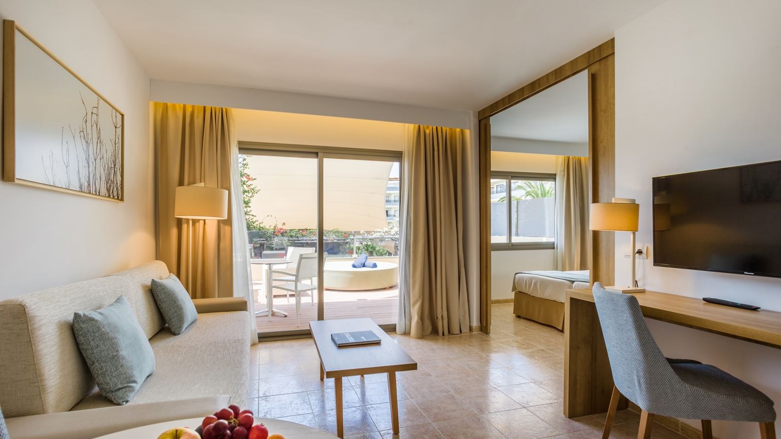 rooms-one-bedroom-penthose-suite