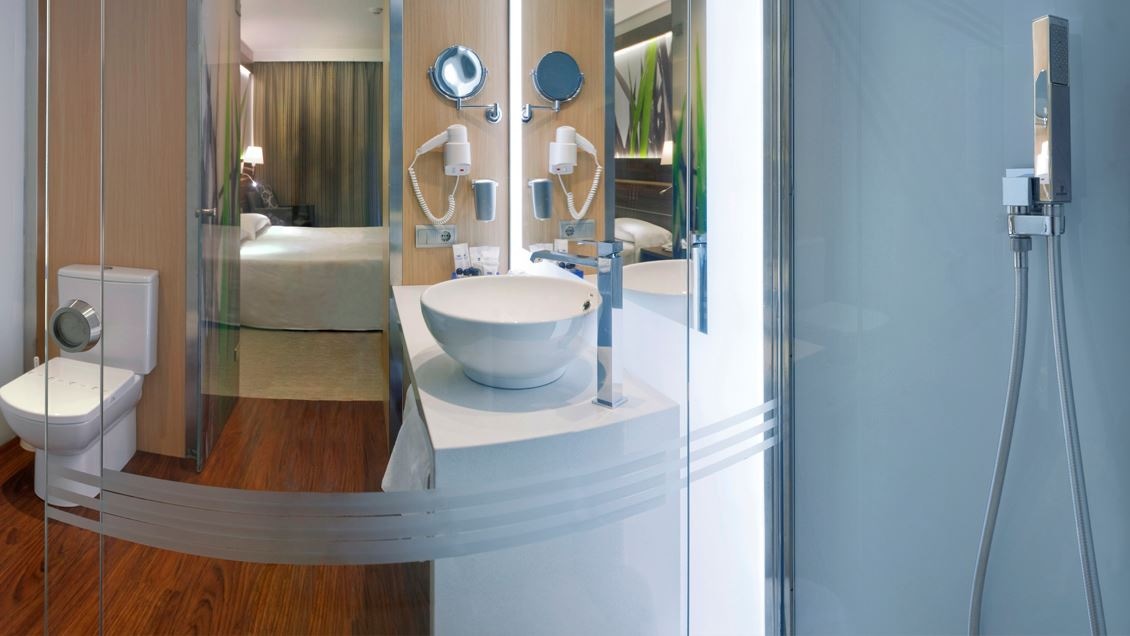 rooms-style-room-poolsea-view-tiple-style-room-poolsea-view