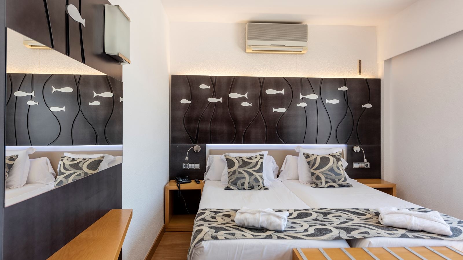 rooms-double-room-sea-view