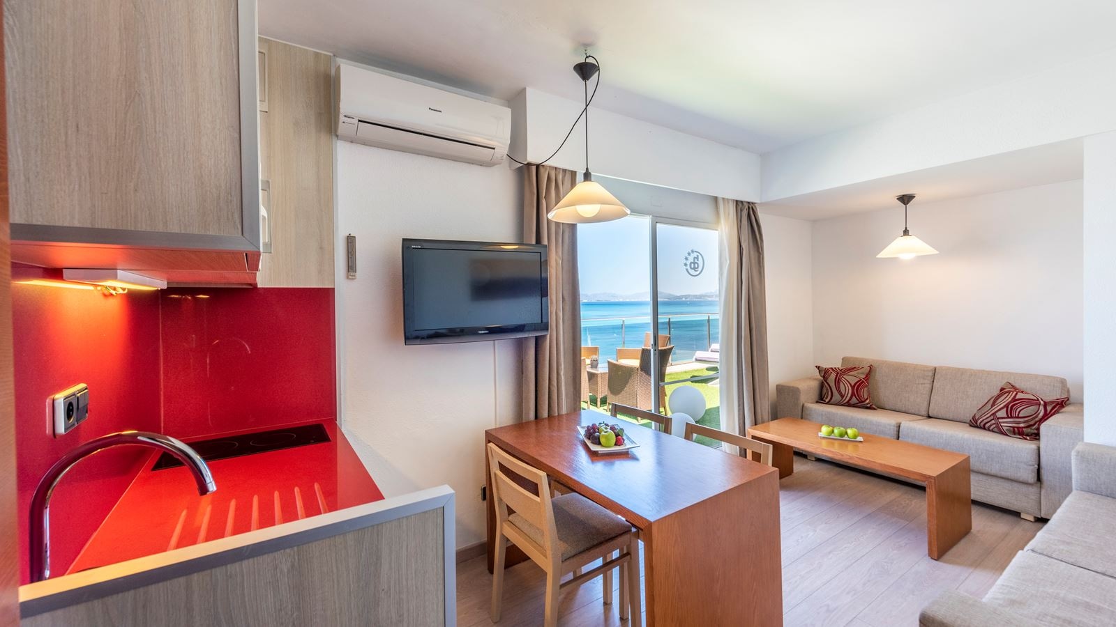rooms-apartment-sea-view