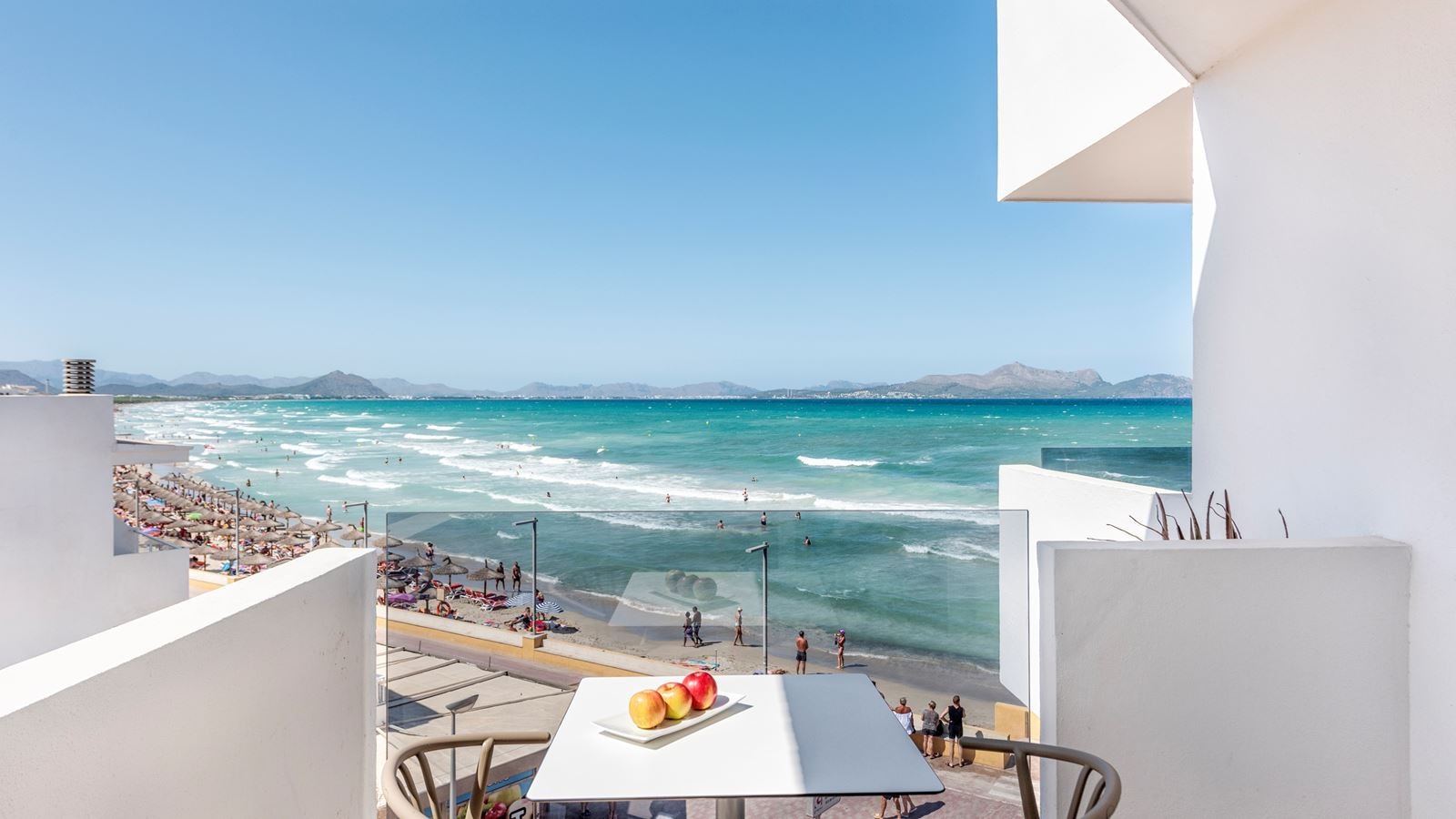 rooms-apartment-lateral-sea-view