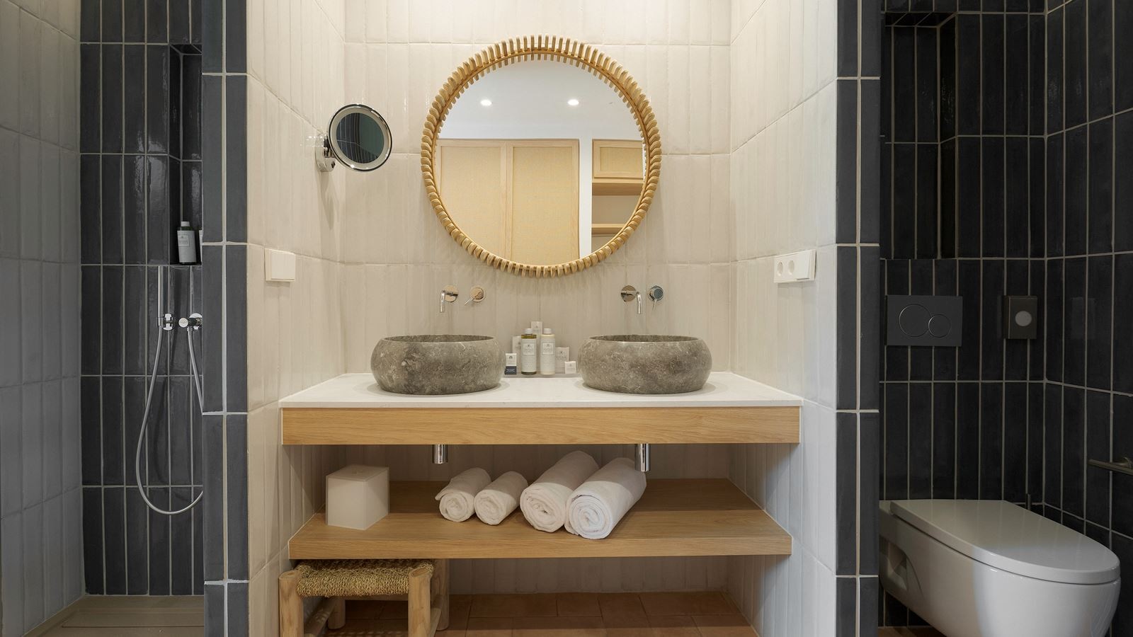 rooms-deluxe-garden-view-balcony-or-terrace